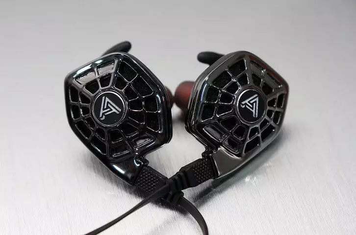 Audeze iSINE 10