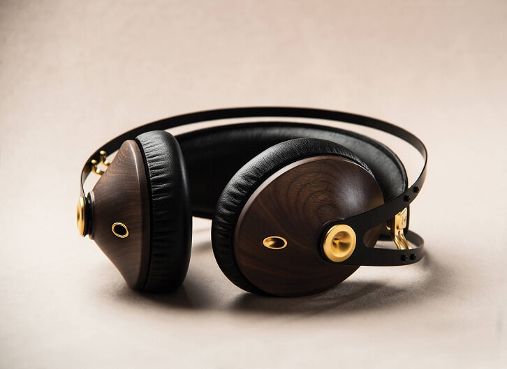 Meze 99 Classics Closed-Back Headphones