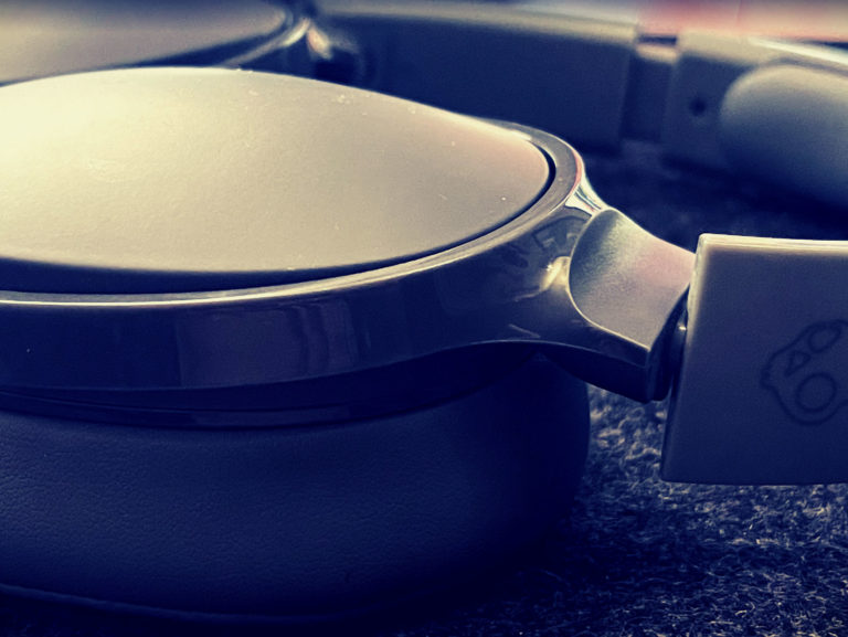 Skullcandy vs Sony Headphones Which Are Better? SoundGearLab