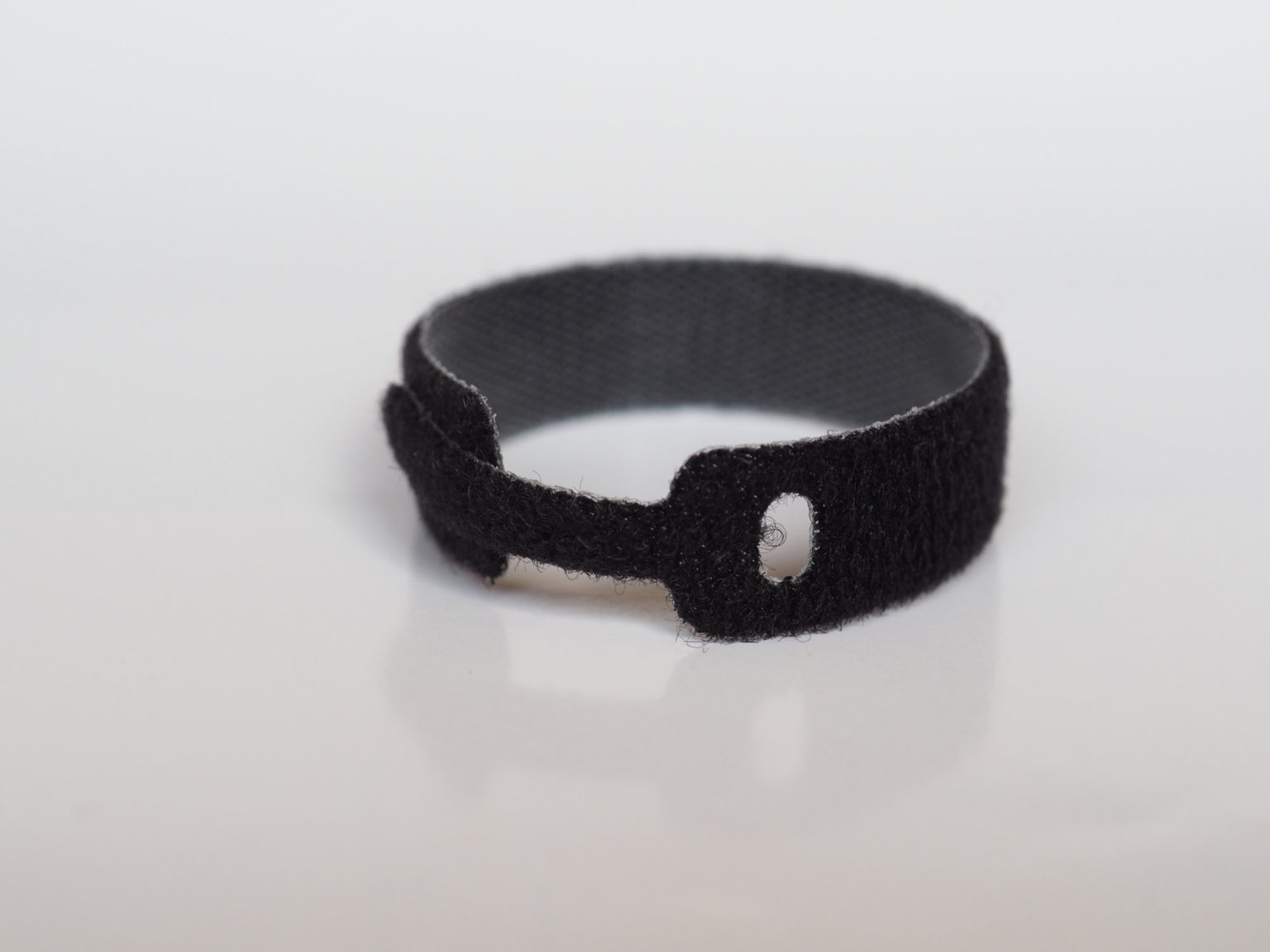 How to Stop Headphones from Twisting and Tangling SoundGearLab