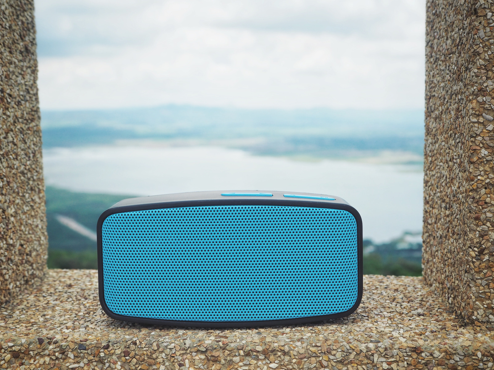 The 8 Best Solar Bluetooth Speakers of 2024 [Buying Guide] SoundGearLab