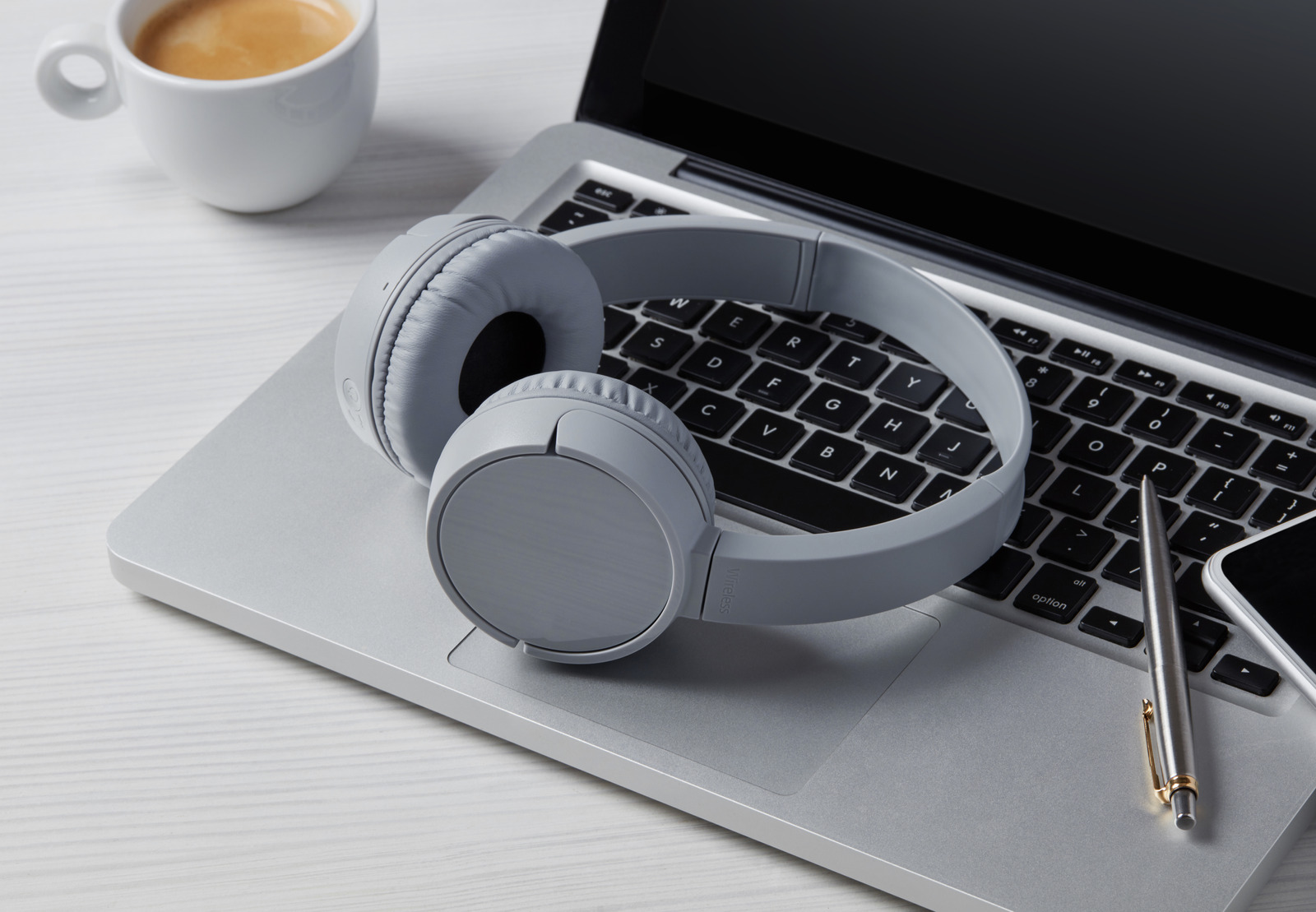 How Connect Bose Headphones with a Mac |