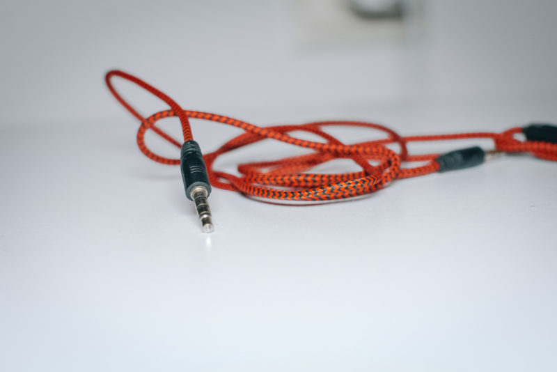 How to Use Lightning Headphones on Laptop, PC, & Android? SoundGearLab