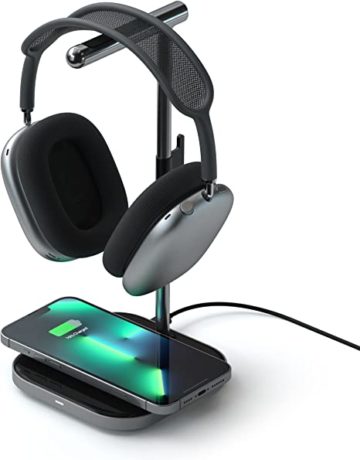photo of the Satechi 2-in 1 USB Headphone Stand