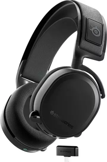 photo of the SteelSeries Arctic 7+
