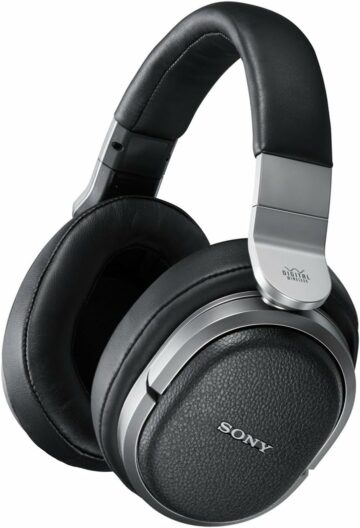 photo of the Sony MDR-HW700DS